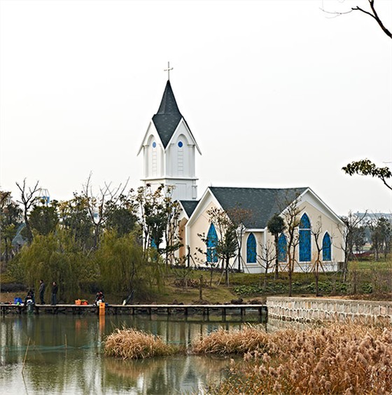 木结构建筑的优点-临湖天主教堂